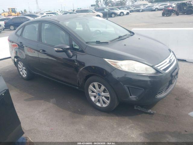  Salvage Ford Fiesta