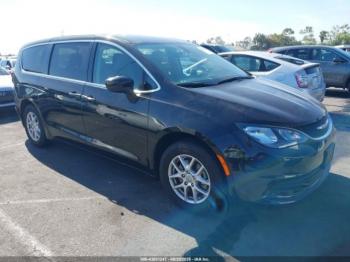  Salvage Chrysler Voyager