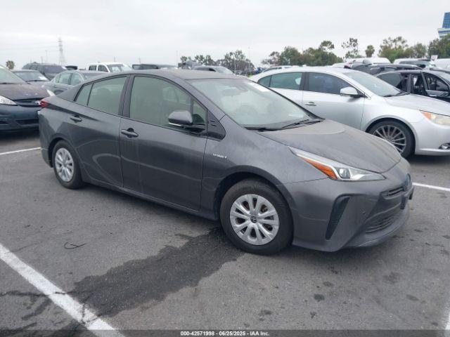  Salvage Toyota Prius