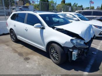  Salvage Volkswagen Jetta