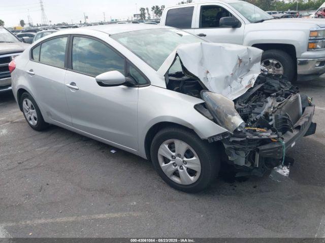  Salvage Kia Forte