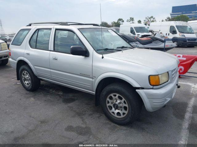  Salvage Isuzu Rodeo