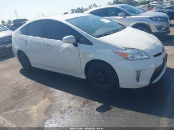  Salvage Toyota Prius
