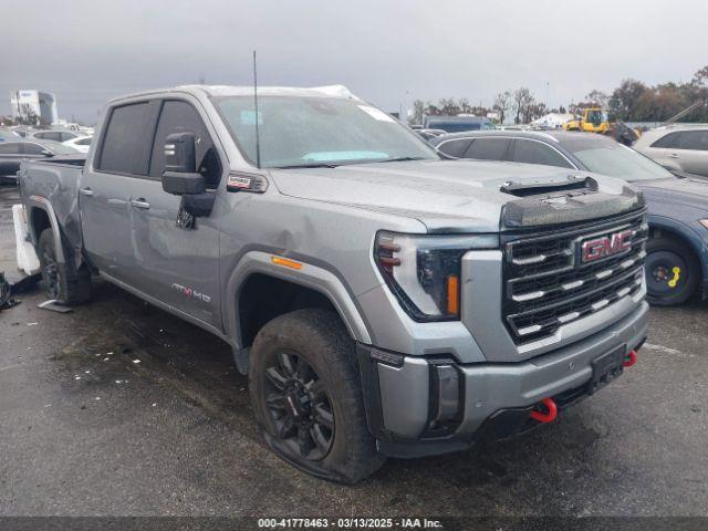  Salvage General Motors Sierra 2500HD