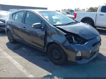  Salvage Toyota Prius c