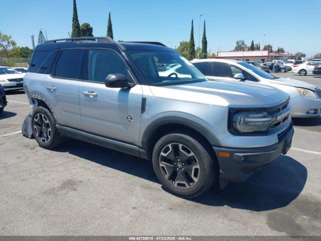  Salvage Ford Bronco