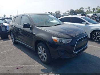  Salvage Mitsubishi Outlander
