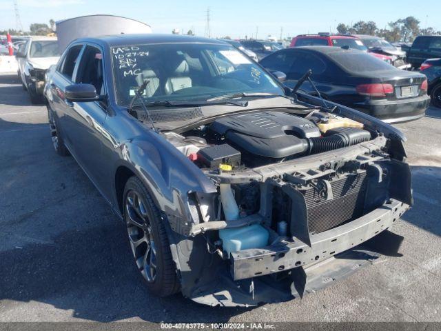  Salvage Chrysler 300