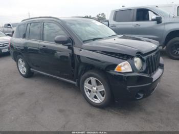  Salvage Jeep Compass