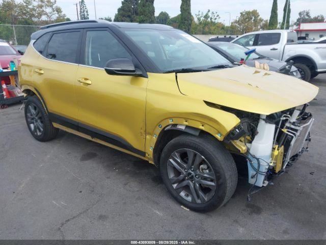  Salvage Kia Seltos