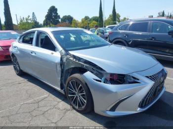  Salvage Lexus Es