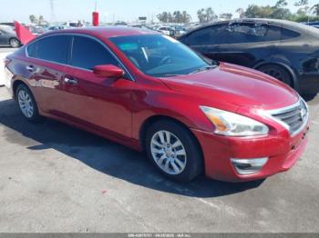  Salvage Nissan Altima