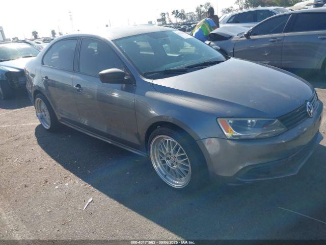  Salvage Volkswagen Jetta