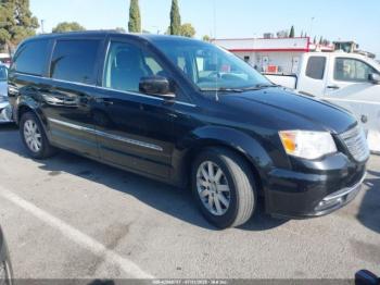  Salvage Chrysler Town & Country