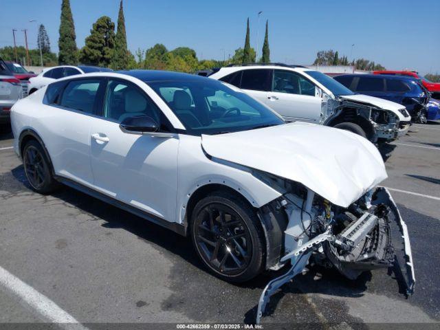  Salvage Kia K4