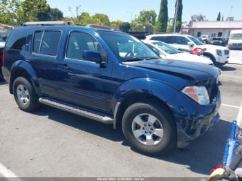  Salvage Nissan Pathfinder