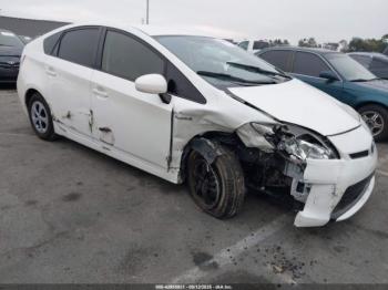  Salvage Toyota Prius