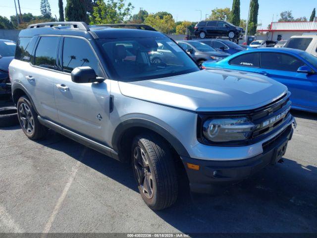  Salvage Ford Bronco