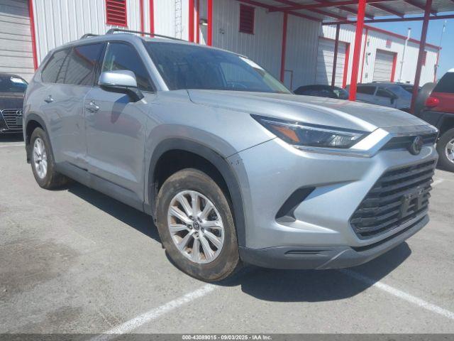  Salvage Toyota Grand Highlander