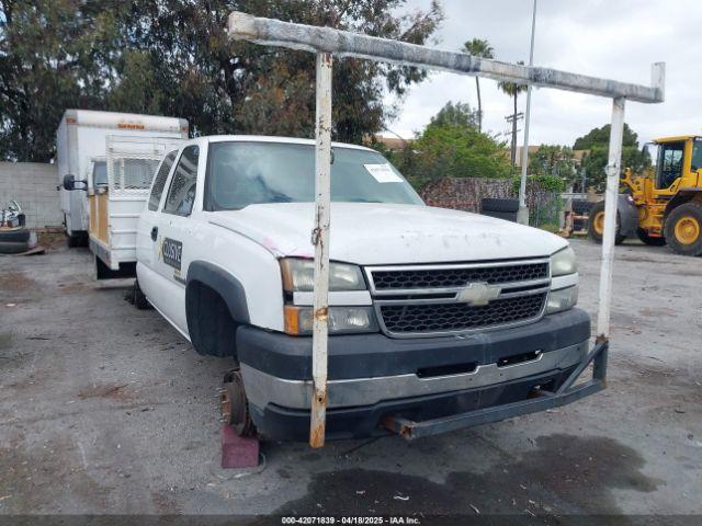  Salvage Chevrolet Silverado 2500