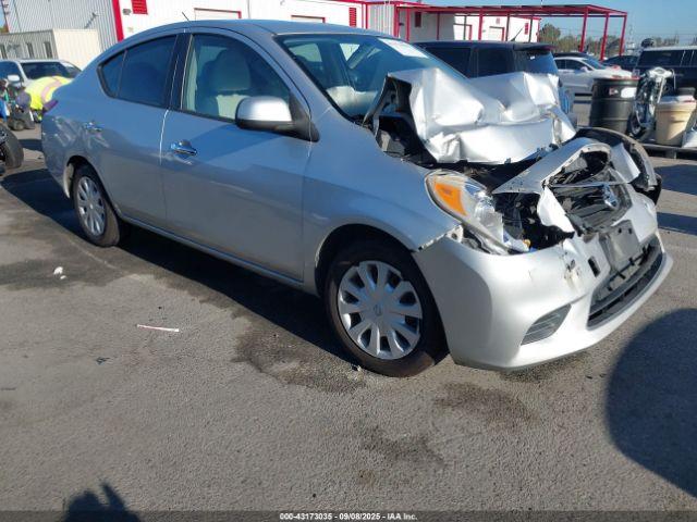  Salvage Nissan Versa