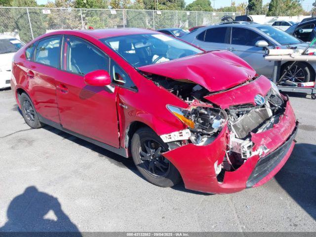  Salvage Toyota Prius