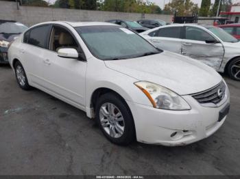  Salvage Nissan Altima