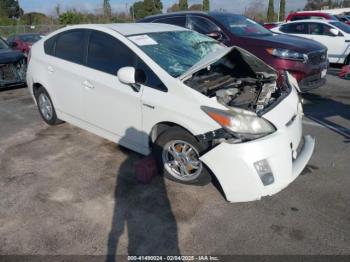  Salvage Toyota Prius