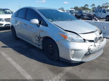  Salvage Toyota Prius