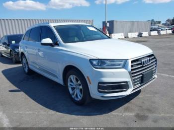  Salvage Audi Q7