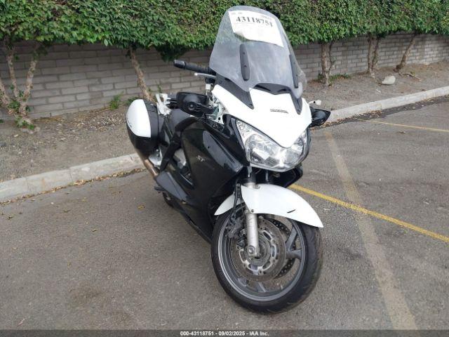 Salvage Honda St1300
