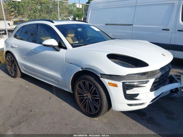  Salvage Porsche Macan