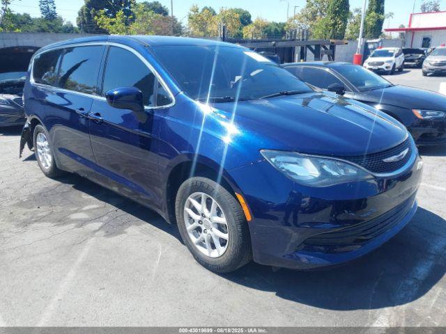  Salvage Chrysler Pacifica