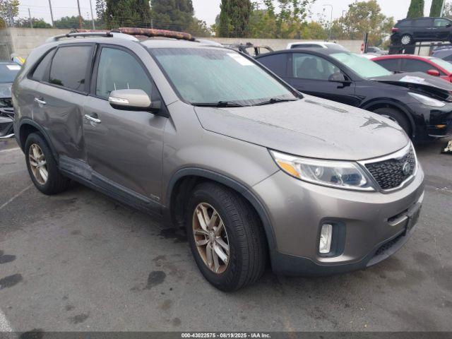  Salvage Kia Sorento