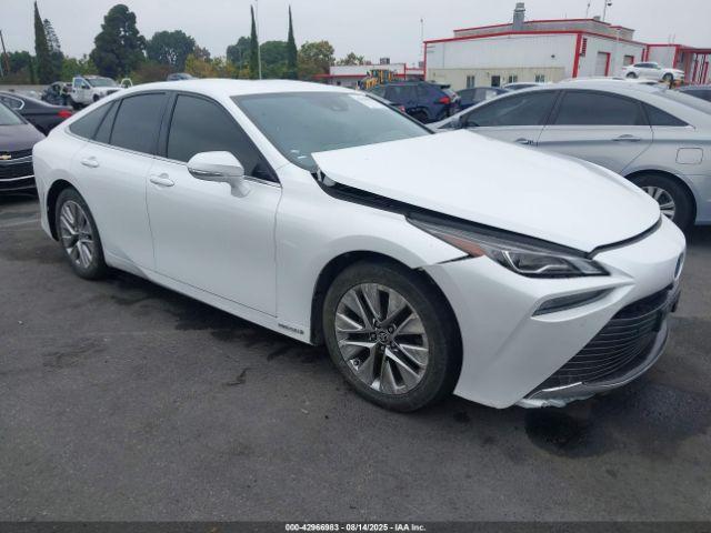  Salvage Toyota Mirai
