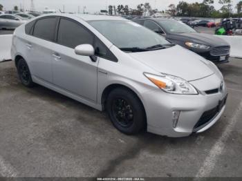  Salvage Toyota Prius