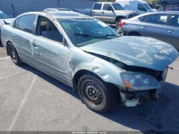 Salvage Nissan Altima