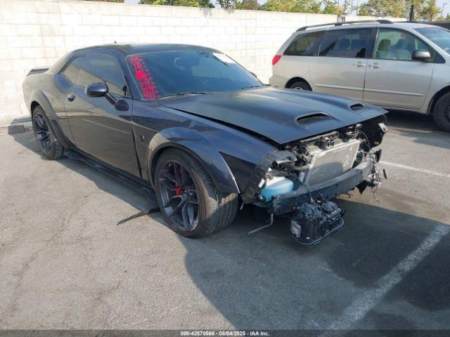  Salvage Dodge Challenger
