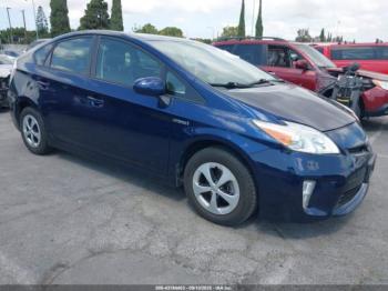 Salvage Toyota Prius