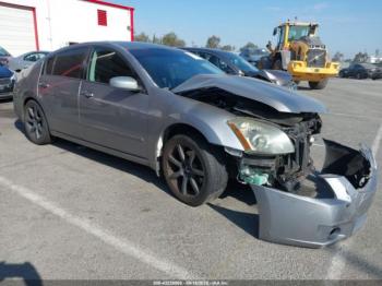  Salvage Nissan Maxima