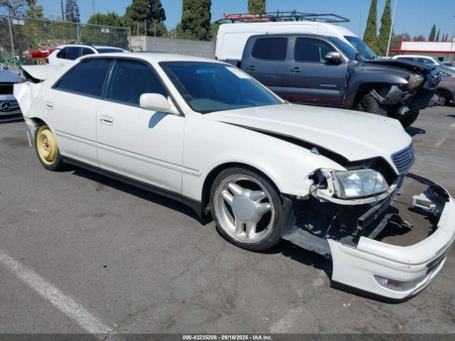  Salvage Toyota Mark-2