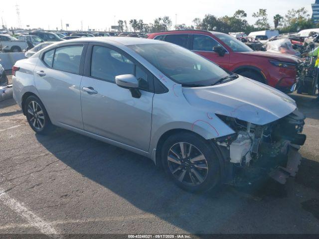  Salvage Nissan Versa