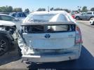 Toyota Prius Two Image 16