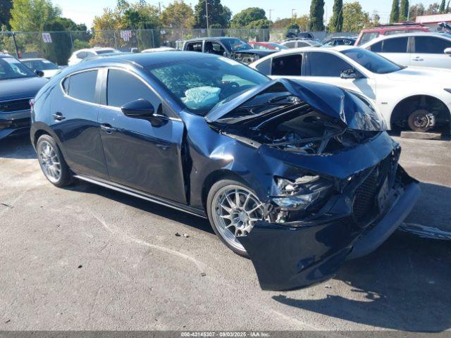  Salvage Mazda Mazda3