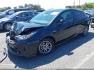 Toyota Prius L Image 3