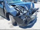 Toyota Prius L Image 19