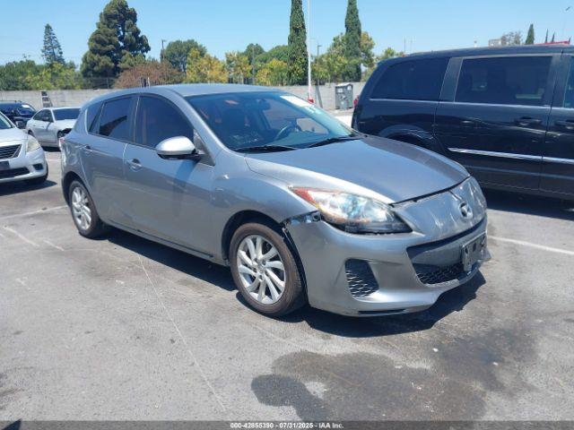  Salvage Mazda Mazda3