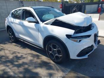  Salvage Alfa Romeo Stelvio