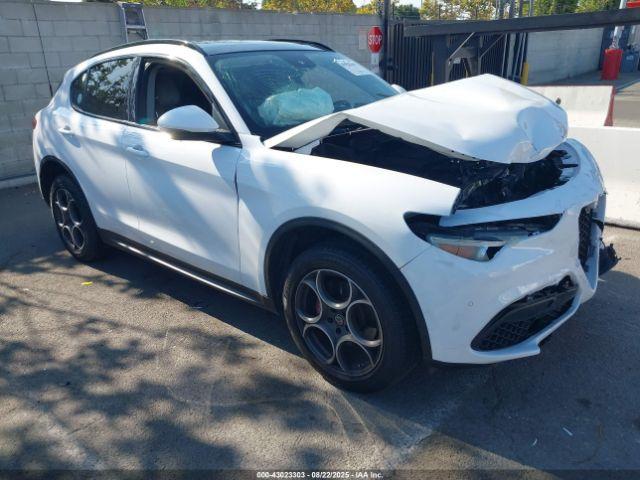  Salvage Alfa Romeo Stelvio