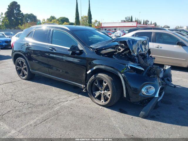 Salvage Mercedes-Benz GLA